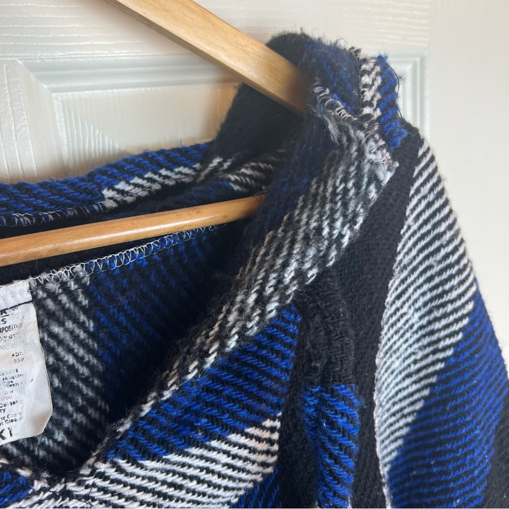 Striped Hooded Rug Poncho - Picture 9 of 17